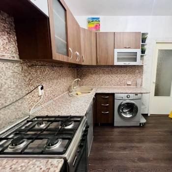 Сдается Многокомнатная квартира, 64 м²