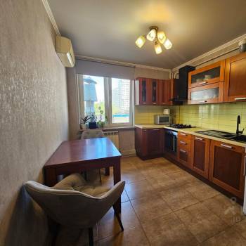 Продается 2-х комнатная квартира, 62 м²