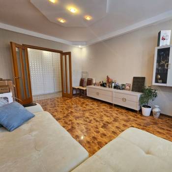 Продается 2-х комнатная квартира, 62 м²