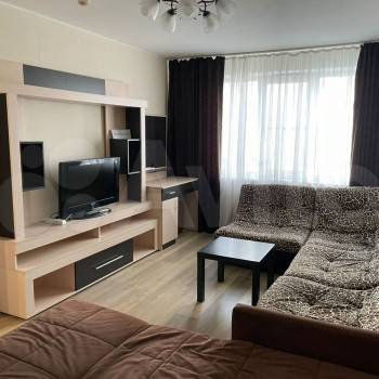 Продается 1-комнатная квартира, 37,7 м²