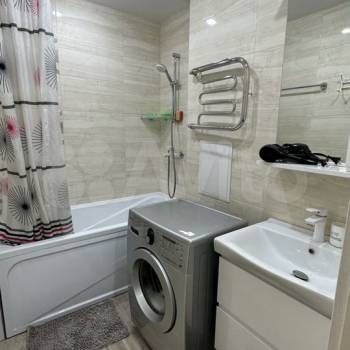 Сдается 2-х комнатная квартира, 64 м²