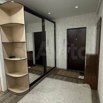 Сдается 2-х комнатная квартира, 64 м²