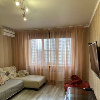 Сдается 2-х комнатная квартира, 63 м²