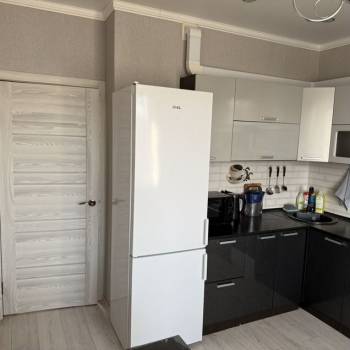 Сдается 1-комнатная квартира, 40 м²