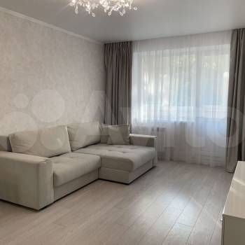 Сдается 1-комнатная квартира, 38 м²