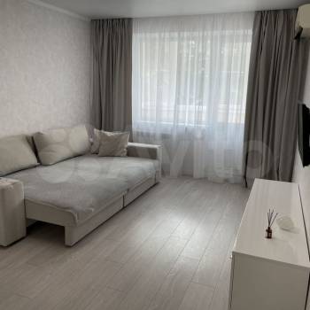 Сдается 1-комнатная квартира, 38 м²