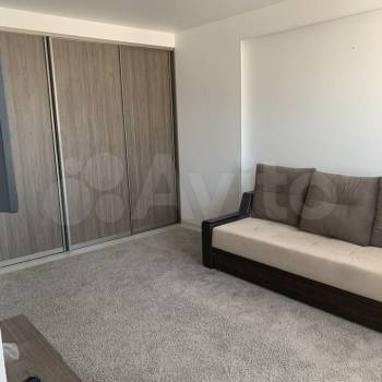 Сдается 1-комнатная квартира, 39 м²