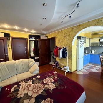 Продается 2-х комнатная квартира, 55 м²