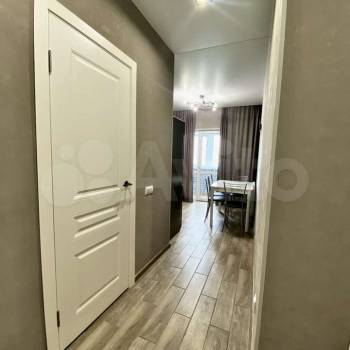 Сдается 1-комнатная квартира, 38 м²