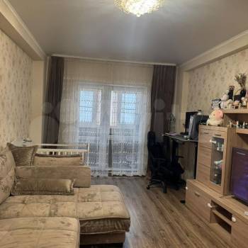 Продается 1-комнатная квартира, 46,8 м²