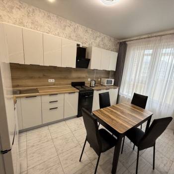 Сдается 1-комнатная квартира, 42,5 м²
