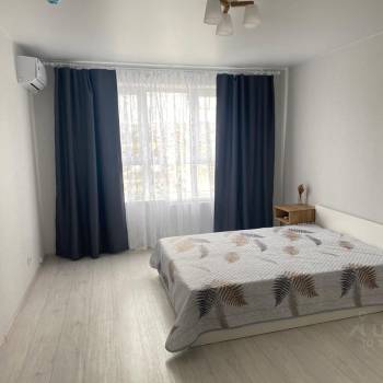 Сдается 1-комнатная квартира, 39 м²