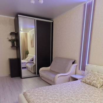 Сдается 2-х комнатная квартира, 70 м²