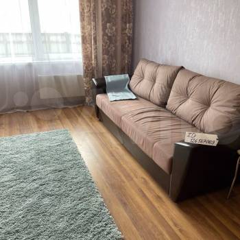 Сдается 1-комнатная квартира, 43 м²