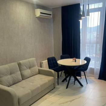 Сдается 1-комнатная квартира, 40 м²