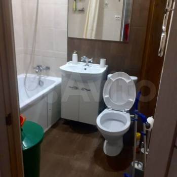 Продается 1-комнатная квартира, 37 м²