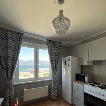 Продается 1-комнатная квартира, 37,8 м²