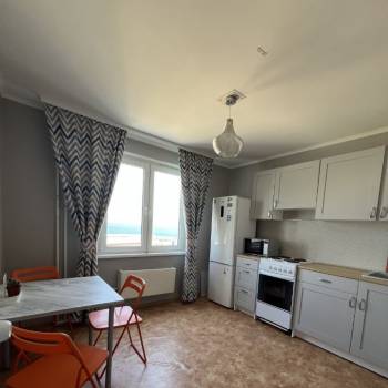 Продается 1-комнатная квартира, 37,8 м²