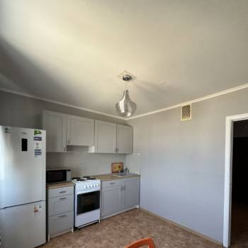 Продается 1-комнатная квартира, 37,8 м²