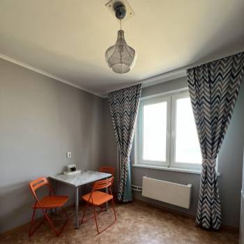 Продается 1-комнатная квартира, 37,8 м²