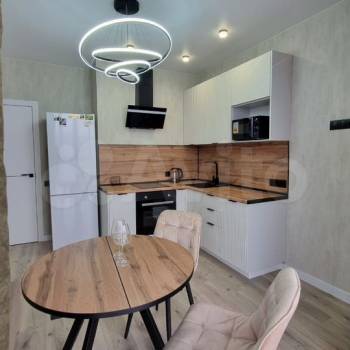 Сдается 1-комнатная квартира, 46 м²