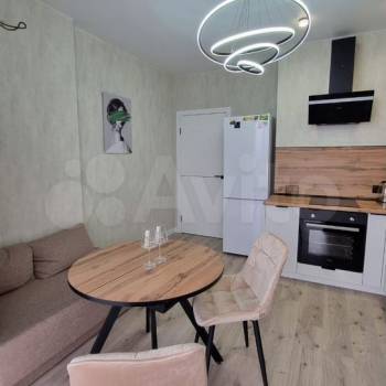 Сдается 1-комнатная квартира, 46 м²
