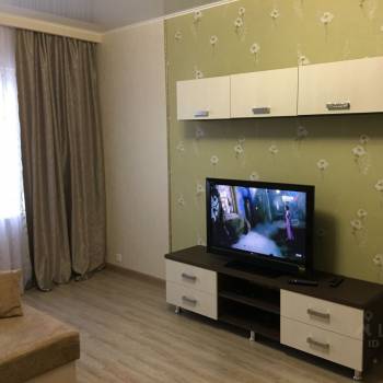 Сдается 1-комнатная квартира, 42 м²