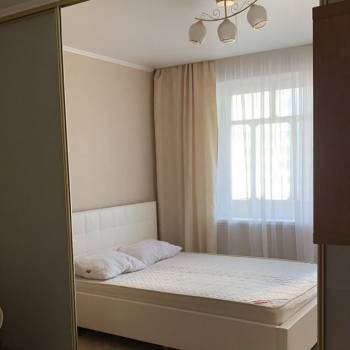 Сдается 1-комнатная квартира, 44 м²