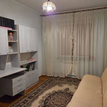 Сдается Многокомнатная квартира, 64 м²