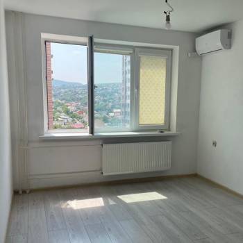 Продается 1-комнатная квартира, 40 м²