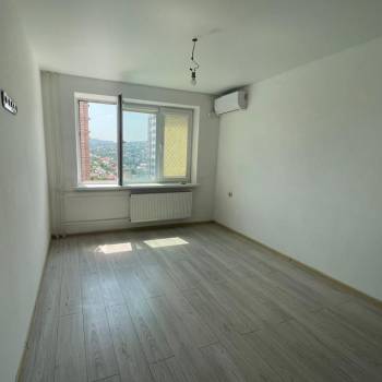 Продается 1-комнатная квартира, 40 м²