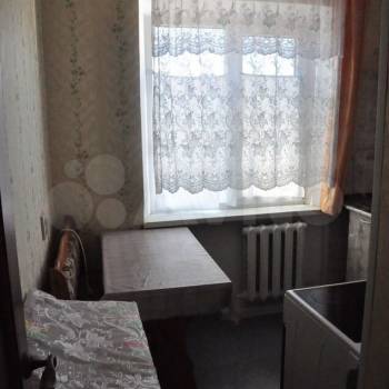 Продается 1-комнатная квартира, 32 м²