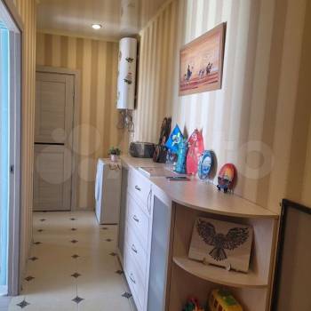 Продается 1-комнатная квартира, 48 м²