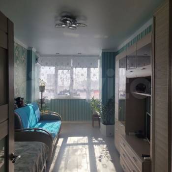 Продается 1-комнатная квартира, 48 м²