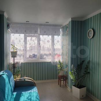 Продается 1-комнатная квартира, 48 м²