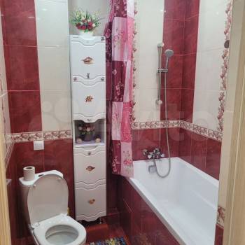 Продается 1-комнатная квартира, 48 м²