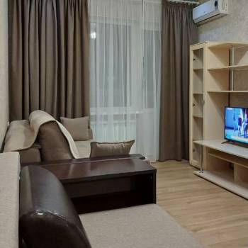 Сдается 1-комнатная квартира, 37 м²