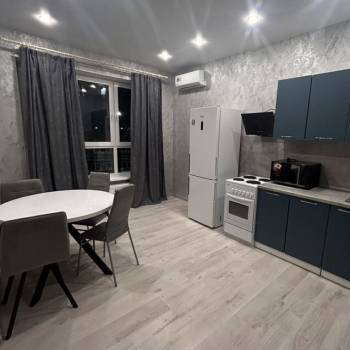 Сдается 1-комнатная квартира, 39 м²