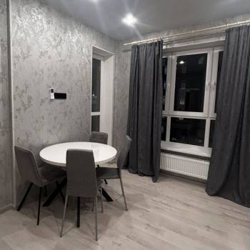 Сдается 1-комнатная квартира, 39 м²