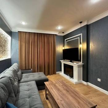 Продается 1-комнатная квартира, 56 м²