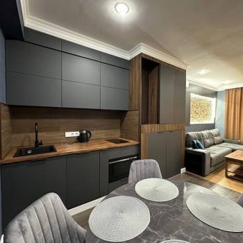 Продается 1-комнатная квартира, 56 м²