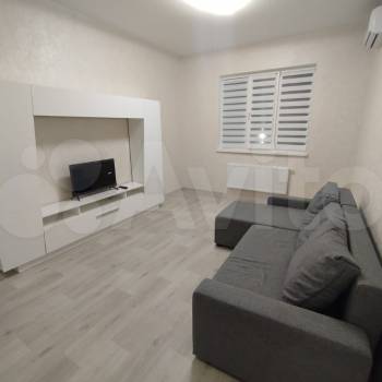 Сдается 2-х комнатная квартира, 74 м²