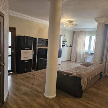 Сдается Многокомнатная квартира, 80,3 м²