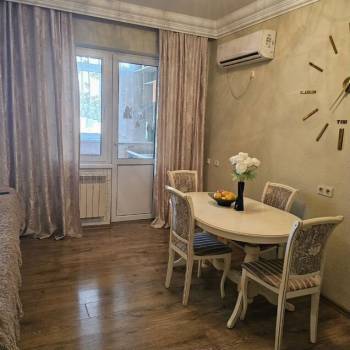 Сдается Многокомнатная квартира, 80,3 м²