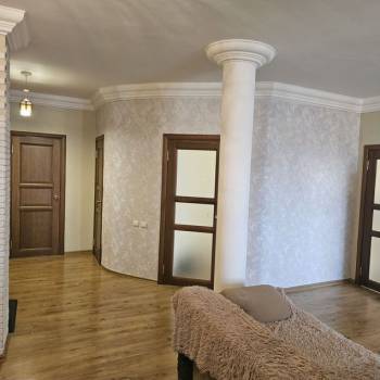 Сдается Многокомнатная квартира, 80,3 м²