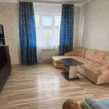 Сдается 2-х комнатная квартира, 70 м²