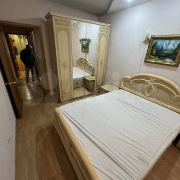 Сдается Многокомнатная квартира, 80 м²