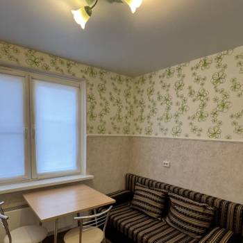 Сдается 1-комнатная квартира, 42 м²