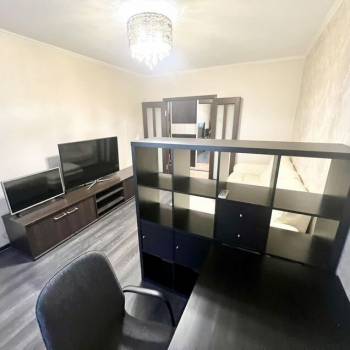 Продается 3-х комнатная квартира, 61 м²