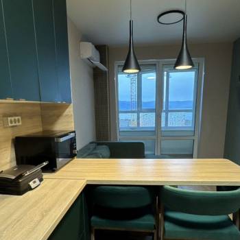 Продается 1-комнатная квартира, 35 м²